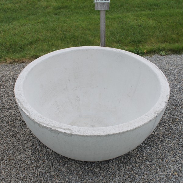 Commercial Round Planter – Curved Sides – Item#PL425