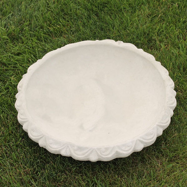 Fancy Medium Bird Bath top