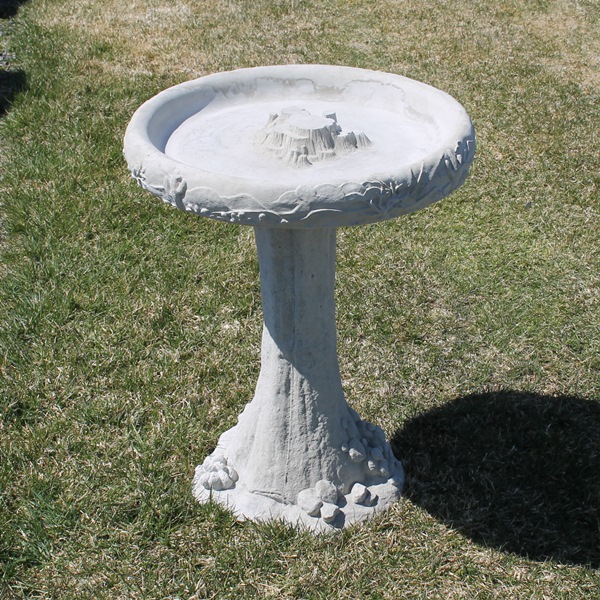 Western Bird Bath Concrete Garden Supply