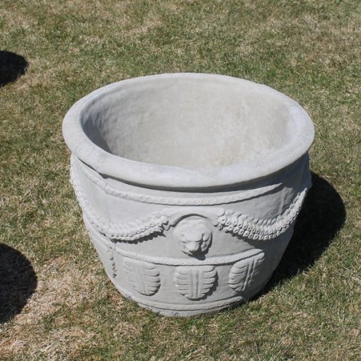 Lion Pot