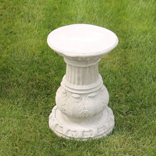 Tobacco Leaf Pedestal