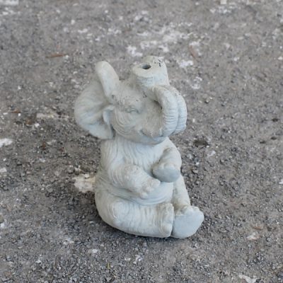 Small Elephant N Concrete Garden Supply