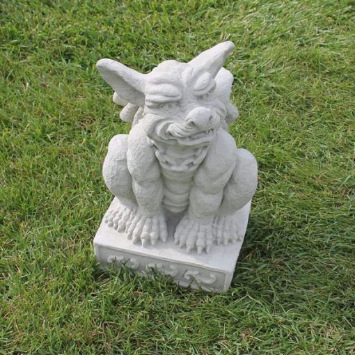 Gargoyle on Fancy Base2 N Concrete Garden Supply