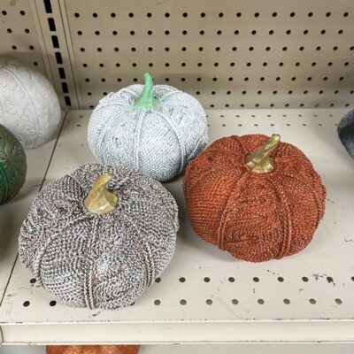 B’s Plump Knit Pumpkin