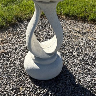 Ribbon Medium Bird Bath Base only